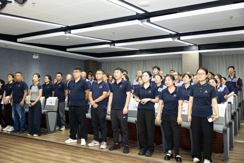 崢嶸歲月鑄軍魂，紅色精神永傳承 | 卓一牧業(yè)開展“八一”建軍節(jié)主題慶?；顒? class=